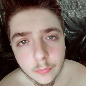 Meet your Posher, Dennis